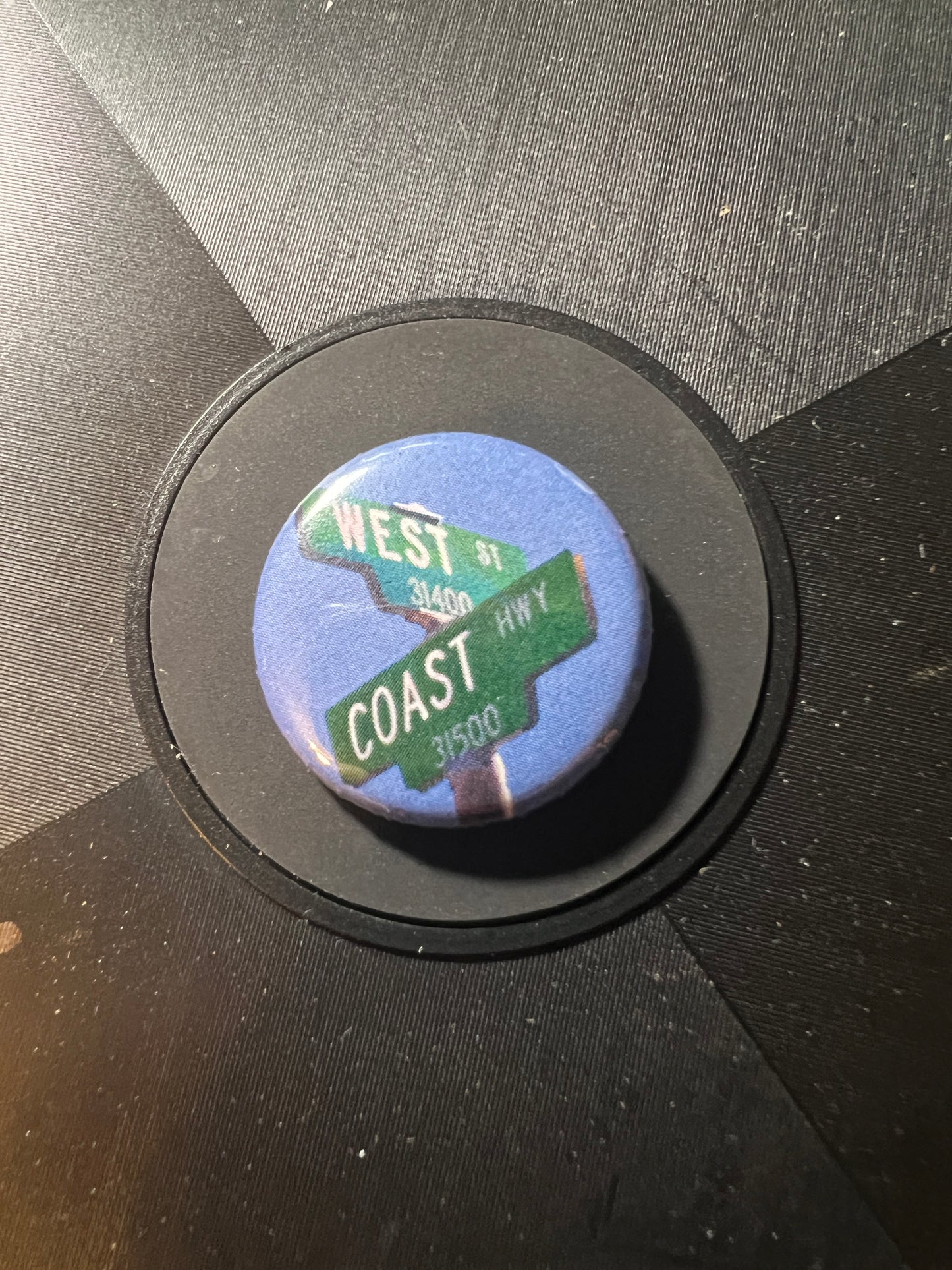 Crossroads Pin / Button