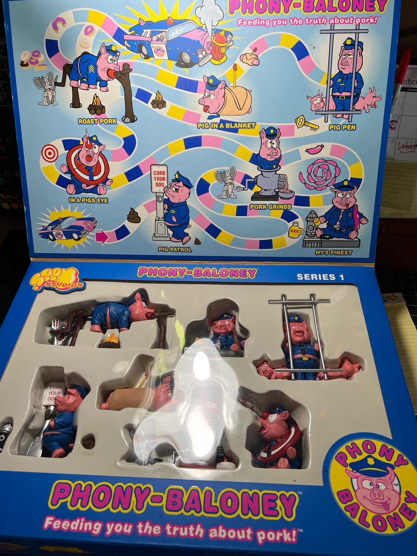 Seen Phoney Baloney vinyl toy figure set and game board
